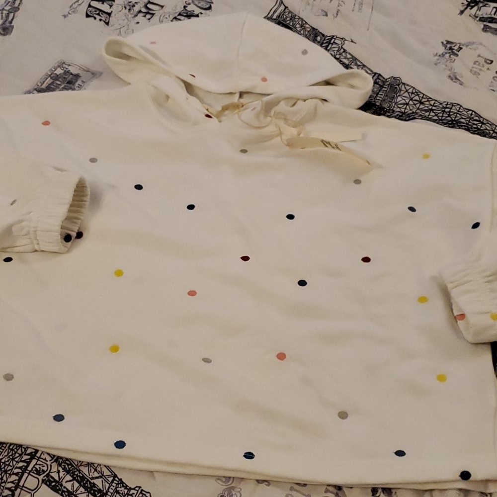 NEW Love Stitch White Polka Dots Sweatshirt Small